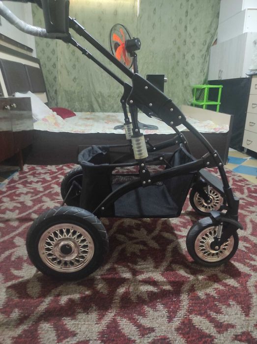 Продам коляску в хорошем состоянии