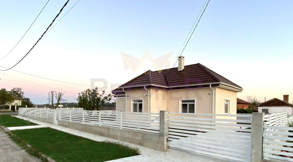 Продава се Къща в с. Паскалево, Област Добрич - 80 кв.м за 3313 €/кв.м - Снимка #1