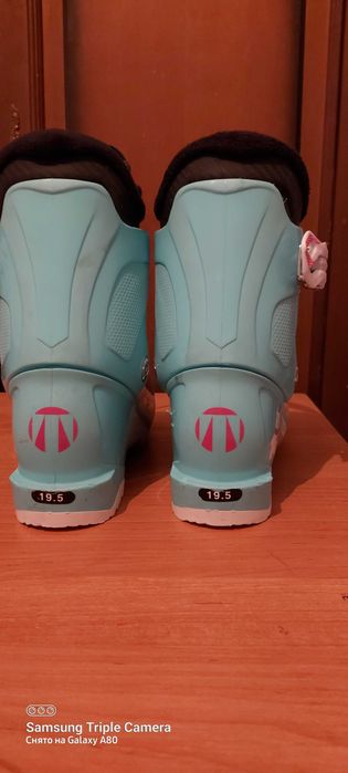 Ботинки горнолыжные