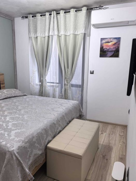 Продава двустаен апартамент