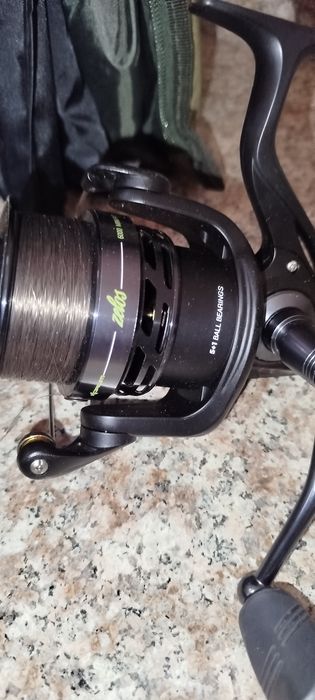Шаранджийски въдици Saber macro и макари Korum