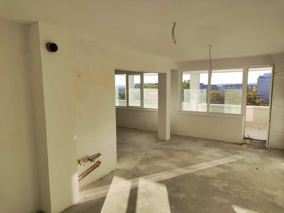 Продава се Мезонет в Ямбол, Център - 183 кв.м за 557 €/кв.м - Снимка #1