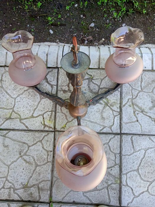 Люстры потолочные