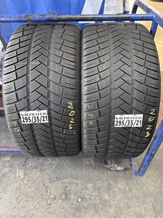 295/35/21 Vredestein M+S