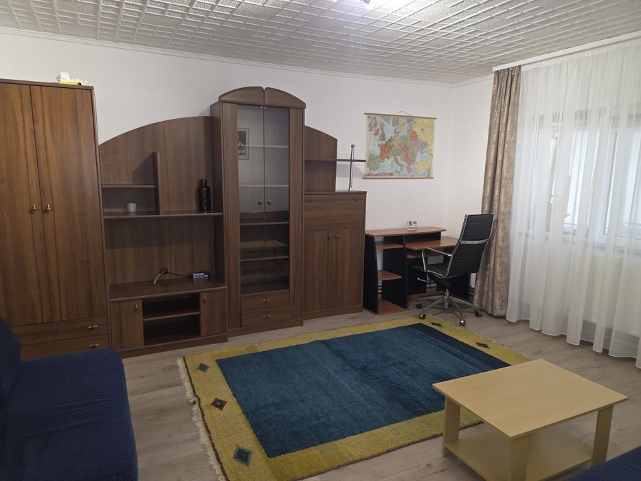 Apartament 3 camere parter Prundu