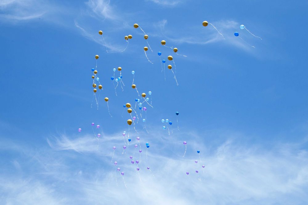 servicii foto-video la festivitati de absolvire,banchet,majorat,albume