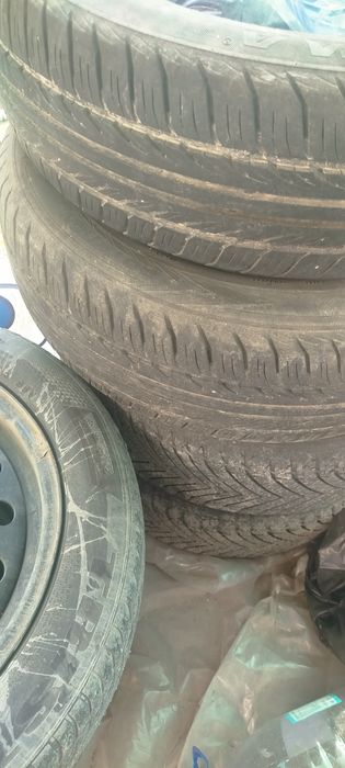 15 r diska balon sotiladi         14 r shina sotiladi