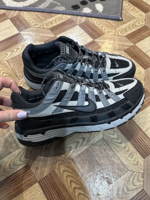 Продаю кроссовки мужские Nike