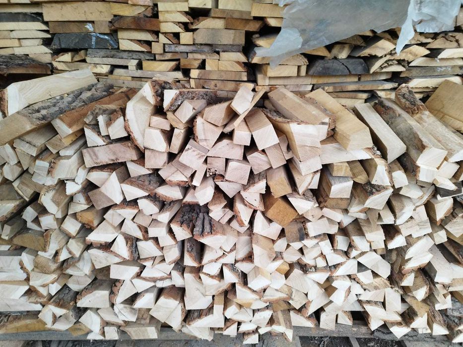 resturi lemn  sobe ,talaj pentru asternut animale ,rumegus stejar