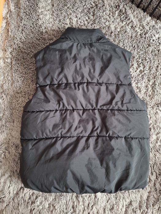 Vesta baieti  H&M 146- 152 cm/ 10- 12 ani, stare f buna