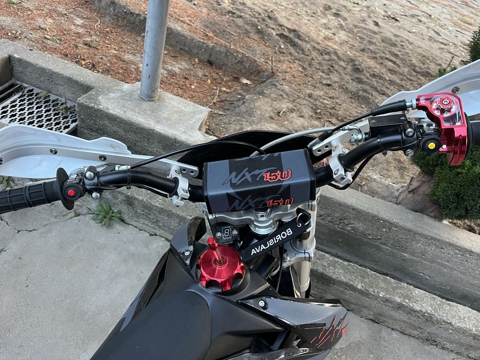 Продавам мотор Barton nxt 150