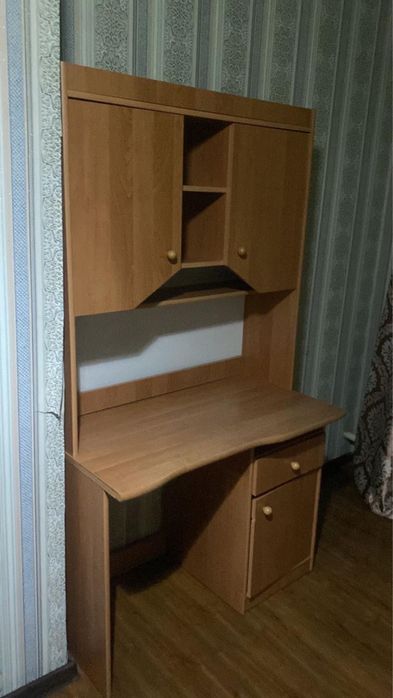 Продаётся компьютерный столик