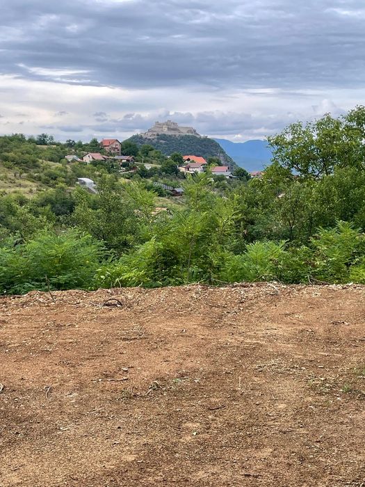 Vànd teren intravilan în Deva, distanță 900 m față de centru