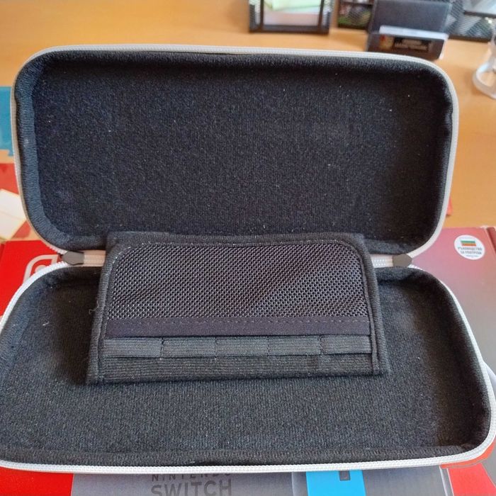 Продавам Nintendo Switch