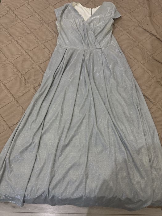 Вечерние шикарное платье