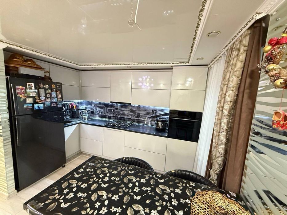 Продаю квартиру, срочно. Недорого