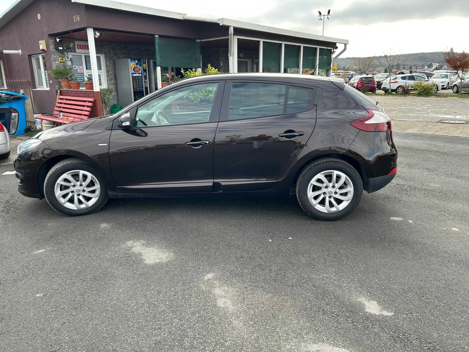 Vand Reanault Megane 1.2 Benzina