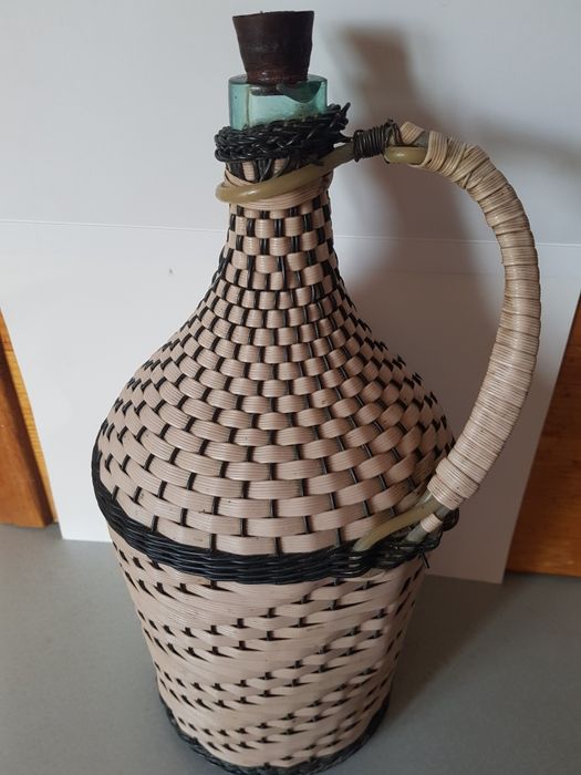 Стъклени дамаджани 25л, 50л, 10л, 0.5л