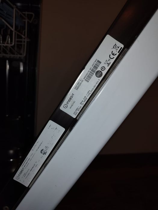 Masina spalat vase Indesit, 10 seturi, clasa A++