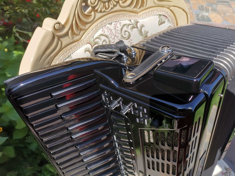 Acordeon Roland Fr7x Personalizat Impecabil
