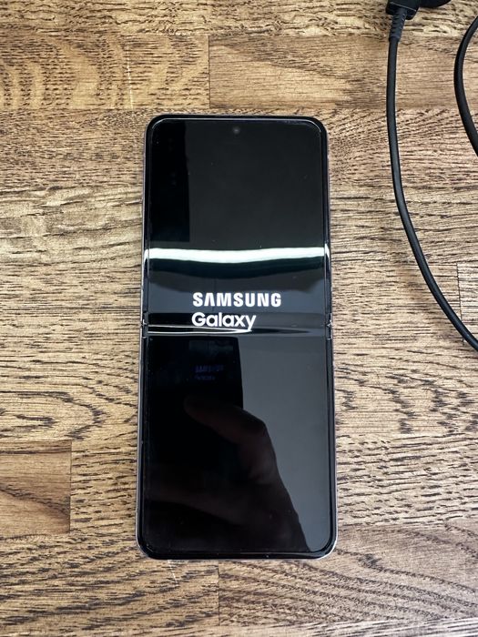 Samsung Galaxy Z Flip 4 purple 256GB