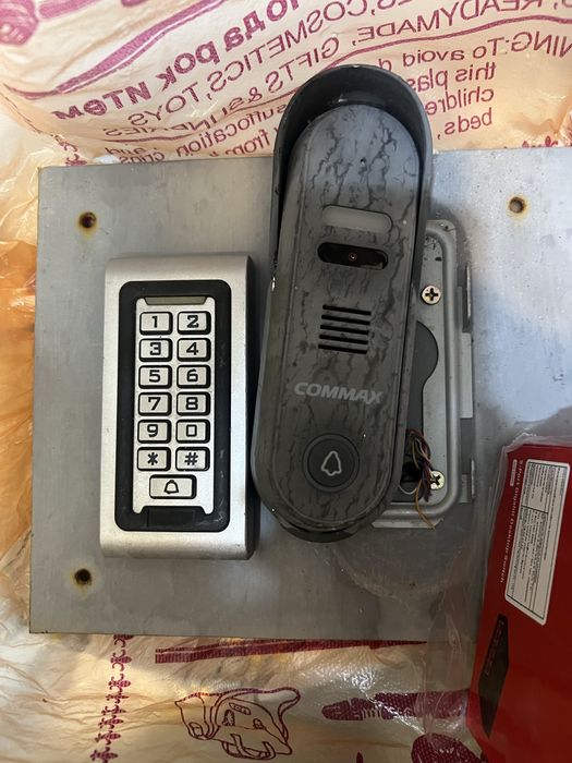 Продам видеофомофон