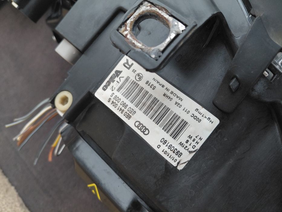 Valeo Xenon фарове Audi A4 B6 от 2000-2004г.