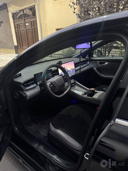 Roewe M7  gibrid