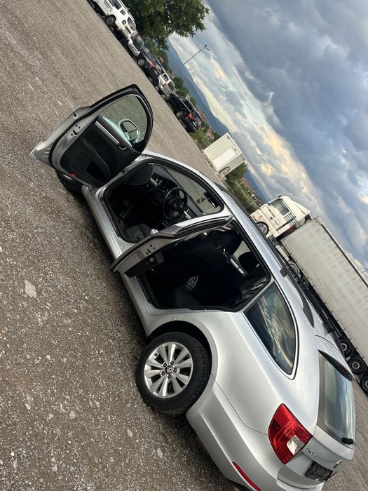 Шкода Супърб 1.6TDI НОВ ВНОС