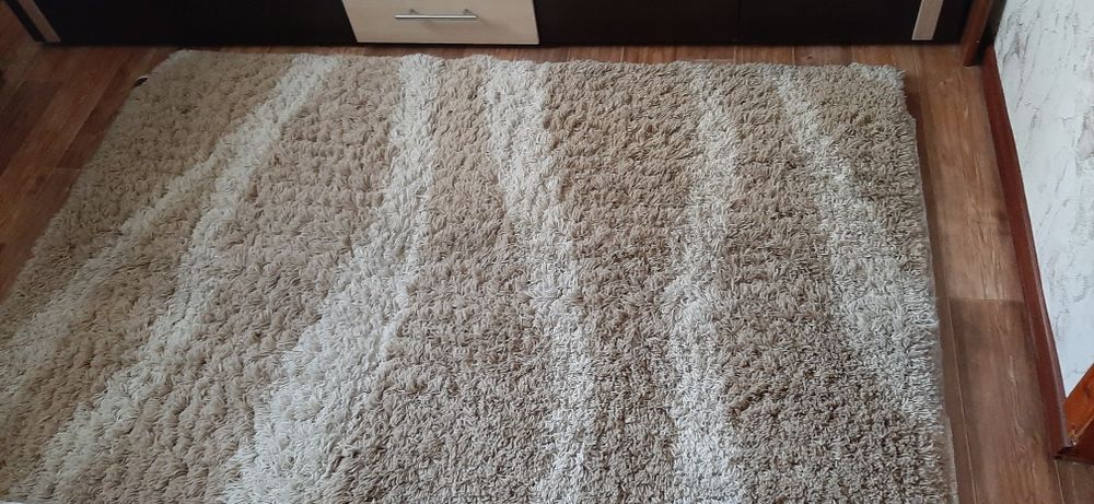 Продам небольшой ковёр