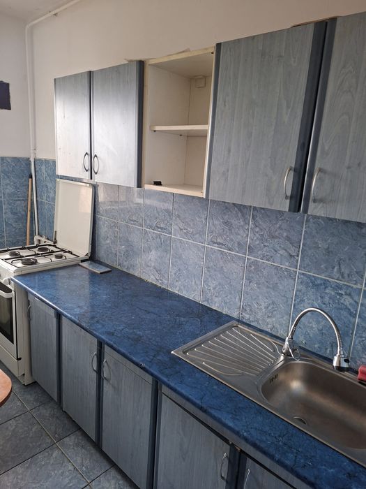 Garsoniera disponila 400 euro