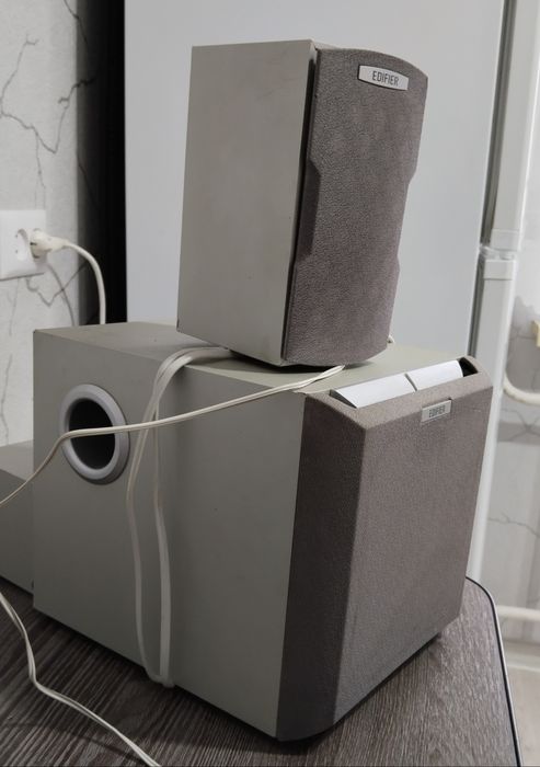 продам акустическая систему EDIFIER
