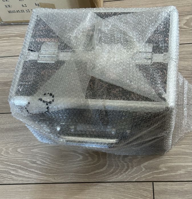 Продается Бьюти кейс для косметики Мери Кей