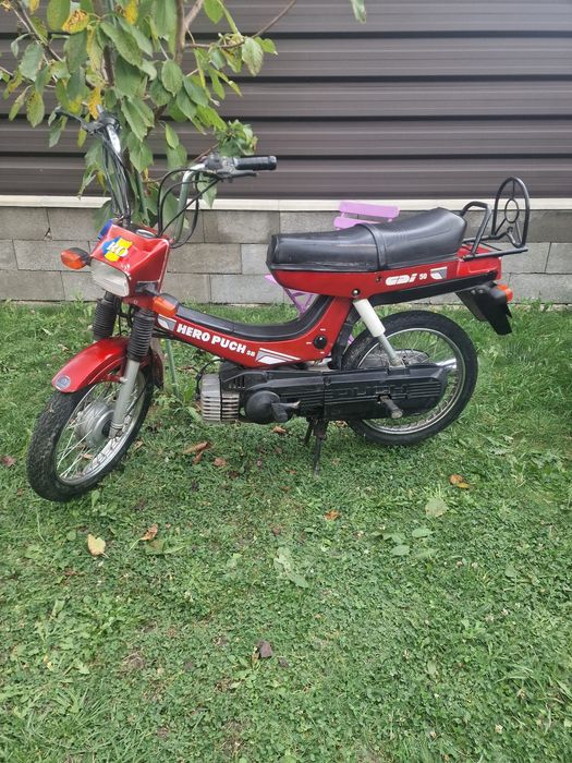 Moped puch hero.