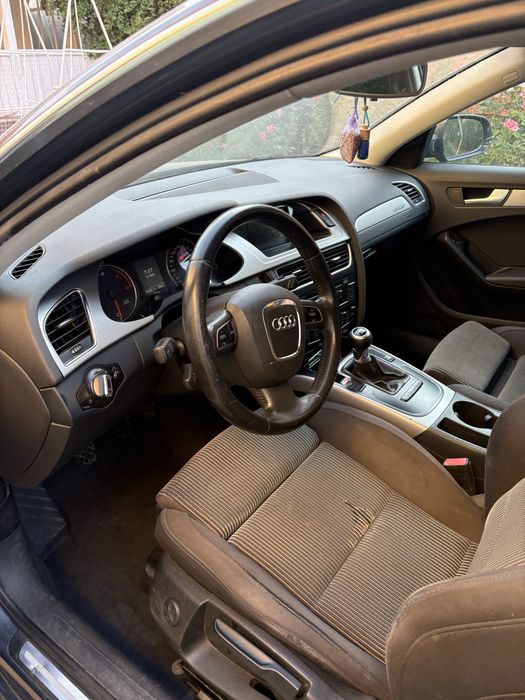AUDI A4 Avant 2010 — imagine 2