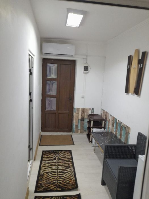 Vand garsoniera in zona centrala sau spatiu comercial