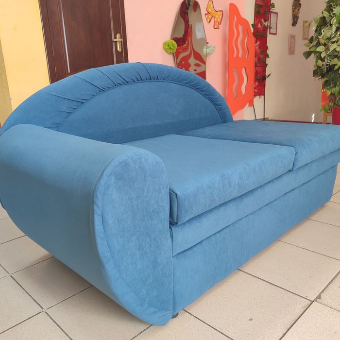 Продам диван новый