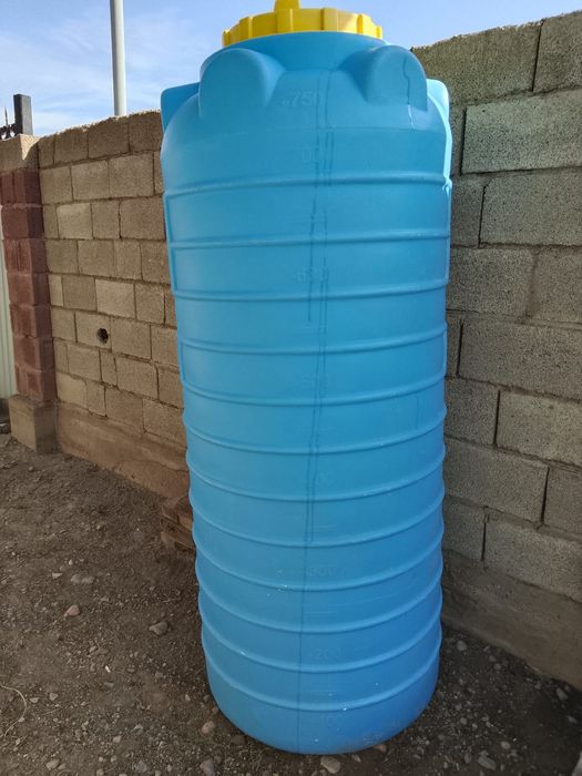 Бочка для воды 750 л