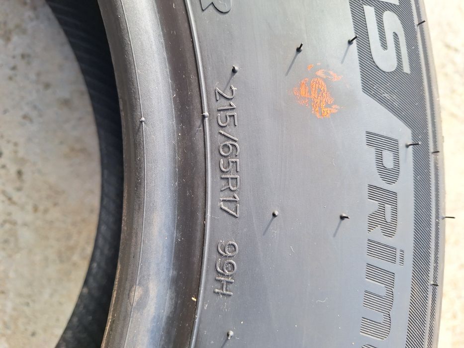 Vand 4 anvelope de vara Hankook 215/65R17