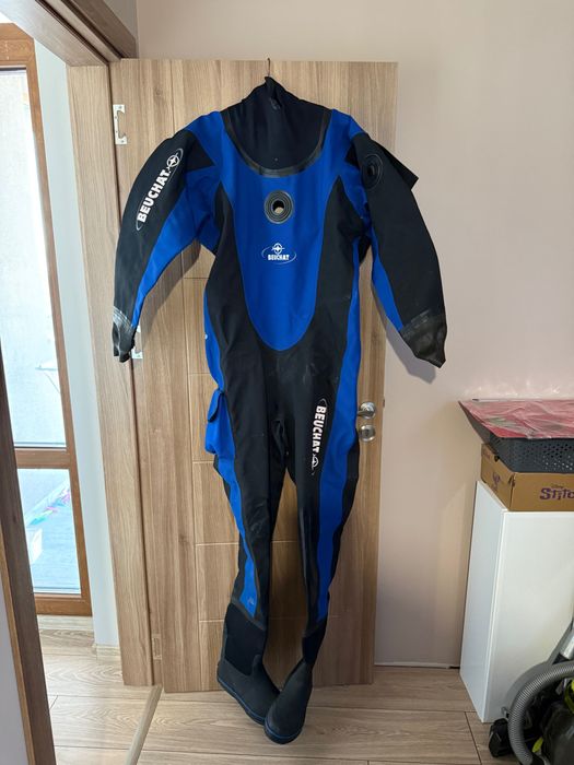 Сухи водолазни костюми !