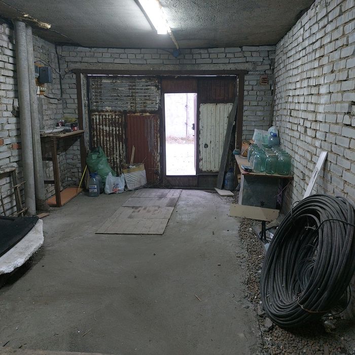 Продам гараж Южный