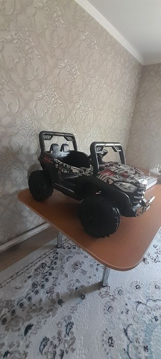 Мебель стол стулья