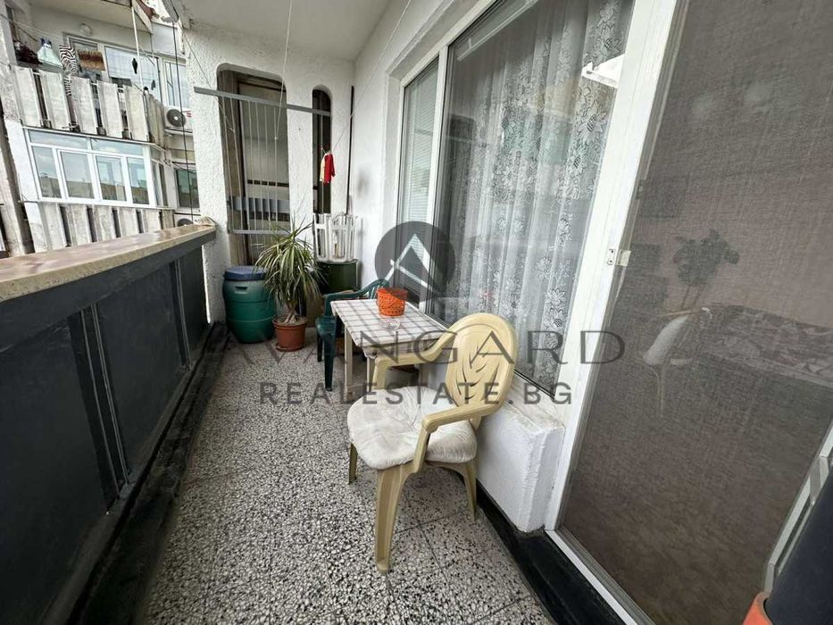 Продава се Тристаен апартамент в Пловдив, Кючук Париж - 96 кв.м за 1563 €/кв.м - Снимка #8