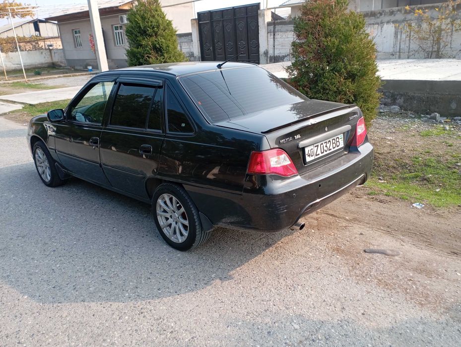 Продается Нексия 2 люкс мотор 1.6