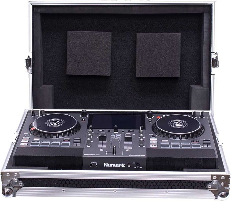 Калъф Protekt DJ Flight за Numark Mixstream Pro контролер