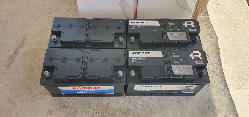 Acumulator 12V/100Ah rombat