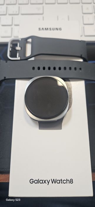 Galaxy watch 8 40mm