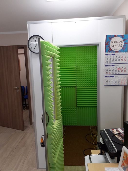 звукозаписна кабина