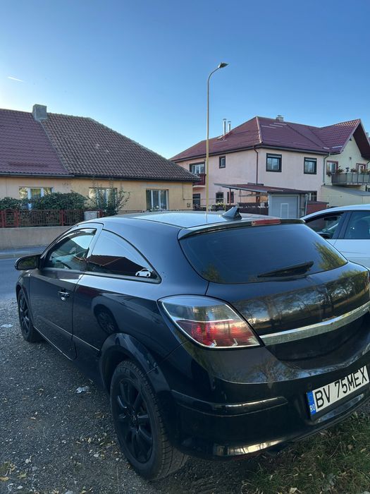 Opel Astra GTC 150 cp
