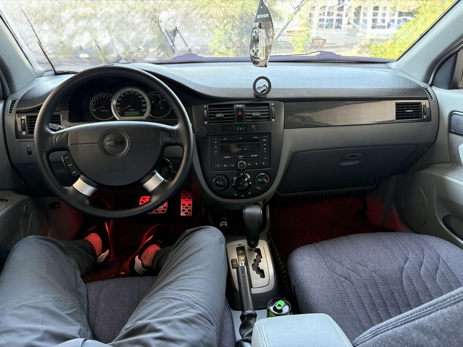 Lacetti 1.8 Avtomat 3 pozitsiya